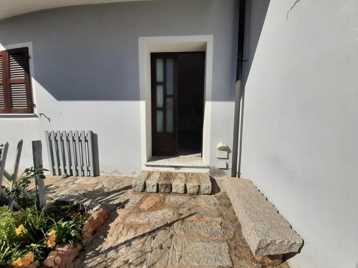 Appartement I Giardini Di Carmen à La Maddalena  Extérieur photo
